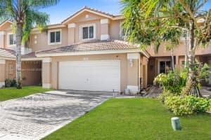 1122 SW 158th Ave, Pembroke Pines, FL 33027, Sold 03/26/25