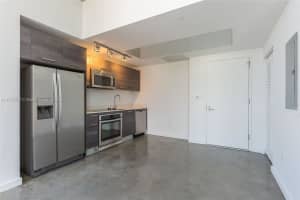 151 SE 1st St, Miami, FL 33131, Sold 03/17/25