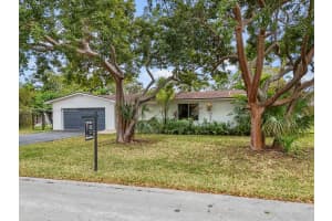 10320 SW 121st St, Miami, FL 33176, Sold 03/28/25