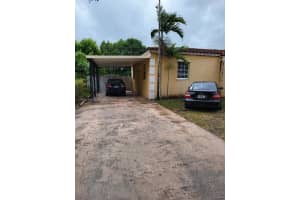3240 NW 18th St, Miami, FL 33125, Sold 05/23/25