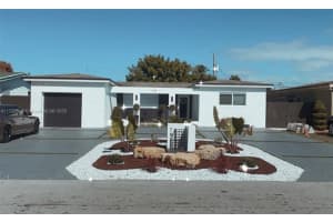 7913 Kismet St, Miramar