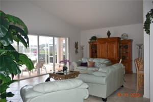 7639 Berkshire Pines Dr, Naples, FL 34104, Sold 04/22/25