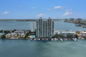 7930 East Dr 1405, North Bay Village