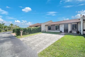 12104 Sw 110th St Cir S Miami, FL 33186 - MLS#A11725805