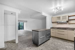200 NW 87th Ave, Miami, FL 33172, Sold 05/23/25