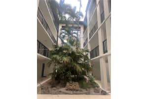 55 Ocean Lane Dr 3030 Key Biscayne, FL 33149 - MLS#A11725929