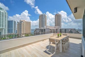 520 Brickell Key Dr, Miami, FL 33131, Sold 03/21/25