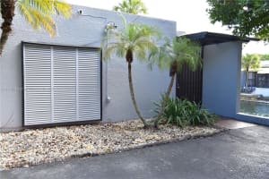 16501 Fox Den Ct, Hialeah, FL 33014, Sold 05/28/25