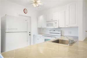 5171 W Oakland Park Blvd, Lauderdale Lakes, FL 33313, Sold 07/03/25