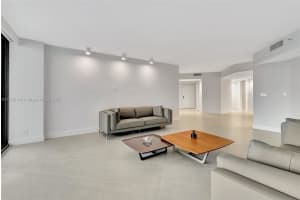 2800 Island Blvd, Aventura, FL 33160, Sold 05/05/25