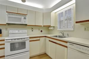 6200 NW 44th St, Lauderhill, FL 33319, Sold 04/04/25