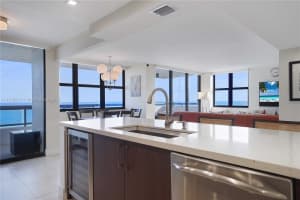 2555 Collins Ave, Miami Beach, FL 33140, Sold 04/14/25