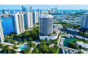 4100 Island Blvd, Aventura, FL 33160, Sold 04/18/25