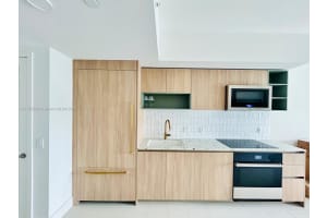601 NE 1st Ave #2904, Miami, FL 33132, Sold 06/02/25