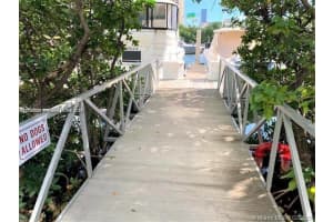 3575 Mystic Pointe Dr Aventura, FL 33180 Sold 03/20/25