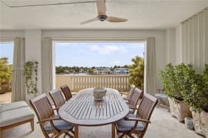 20165 Ne 39th Pl 303 & 204, Aventura