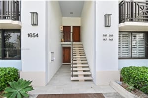 1654 S Ocean Ln, Fort Lauderdale, FL 33316, Sold 05/30/25