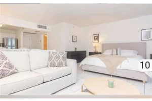 2301 Collins Ave 423, Miami Beach