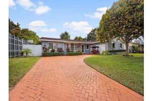 15915 SW 103rd Pl, Miami, FL 33157, Sold 04/01/25