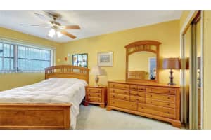 1200 Hillcrest Ct, Hollywood, FL 33021, Sold 04/23/25