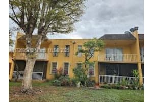 13700 Sw 62nd St 212, Miami