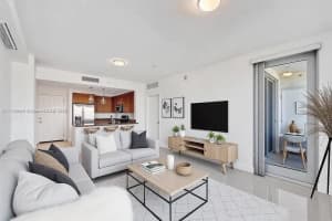 1830 Radius Dr 609, Hollywood