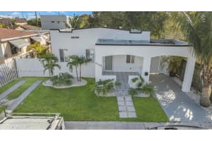 2132 NW 2nd St, Miami, FL 33125, Sold 04/14/25