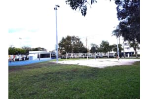 7945 Carlyle Ave, Miami Beach, FL 33141, Sold 06/16/25