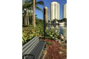 16400 Collins Boatslip, Sunny Isles Beach