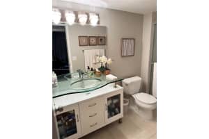 2070 Oakridge F, Deerfield Beach, FL 33442, Sold 04/28/25