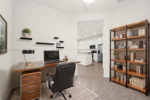 4685 Greenway Dr, Hollywood, FL 33021, Sold 03/04/25