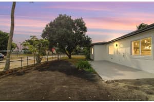13900 NW 8th Ave, Miami, FL 33168, Sold 04/28/25