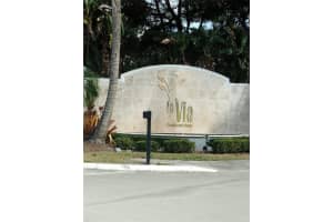 9640 NW 2nd St, Pembroke Pines, FL 33024, Sold 04/01/25