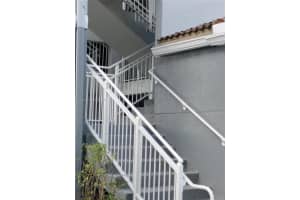 9640 NW 2nd St, Pembroke Pines, FL 33024, Sold 04/01/25