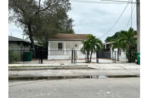 2555 NW 23rd Ave, Miami, FL 33142, Sold 05/02/25