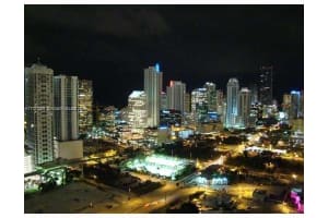 90 SW 3rd St ph-17, Miami, FL 33130, - MLS#A11727289