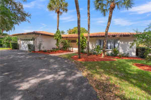 8301 Dundee Terrace, Miami Lakes, FL 33016, Sold 05/05/25