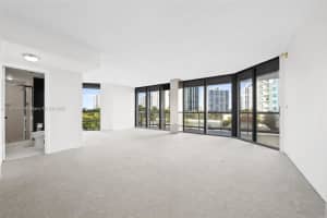 20191 E Country Club Dr, Aventura, FL 33180, Sold 03/03/25