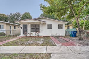 46 NE 187th St, Miami, FL 33179, Sold 04/08/25