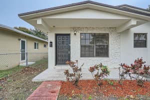 46 NE 187th St, Miami, FL 33179, Sold 04/08/25