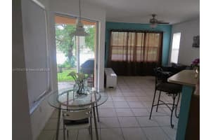 3736 NE 9 CT, Homestead, FL 33033 - MLS#A11727417