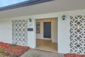 2115 N 40th Ave, Hollywood, FL 33021, Sold 06/20/25
