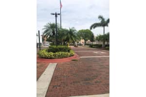 10233 NW 9th St Cir, Miami, FL 33172, Sold 03/25/25