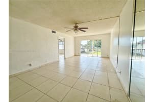 711 S Hollybrook Dr, Pembroke Pines, FL 33025, Sold 02/27/25