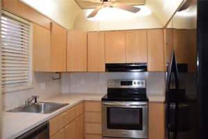 200 Jacaranda Country Club Dr, Plantation, FL 33324, Sold 03/07/25