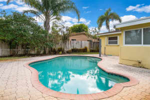 4330 NE 13th Ave, Oakland Park, FL 33334, Sold 06/03/25