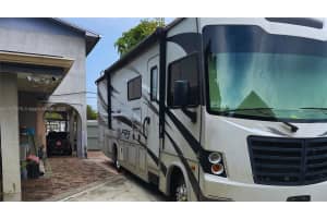 17045 NW 78th Ave, Hialeah, FL 33015, Sold 04/15/25