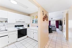 305 W 68th St, Hialeah, FL 33014, Sold 03/20/25
