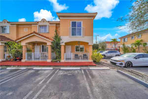 344 E 3rd St, Hialeah, FL 33010, Sold 03/28/25