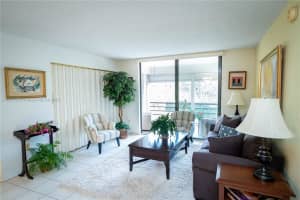 1400 St Charles Pl, Pembroke Pines, FL 33026, Sold 04/14/25